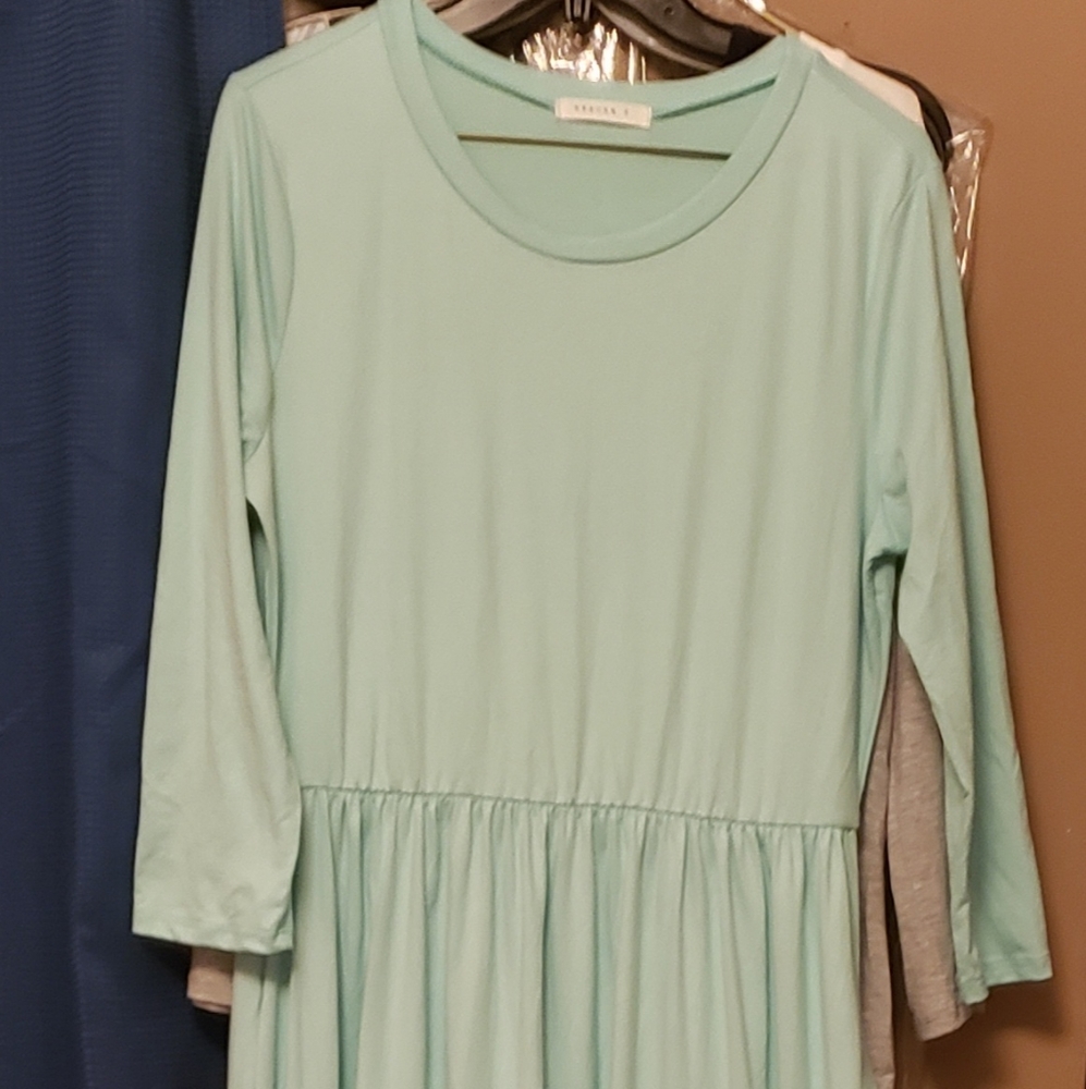 Mint Reborn J Maxi Dress Large